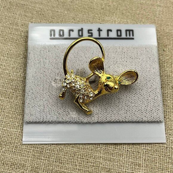Dead stock Nordstrom gold tone mouse pin - Picture 1 of 4